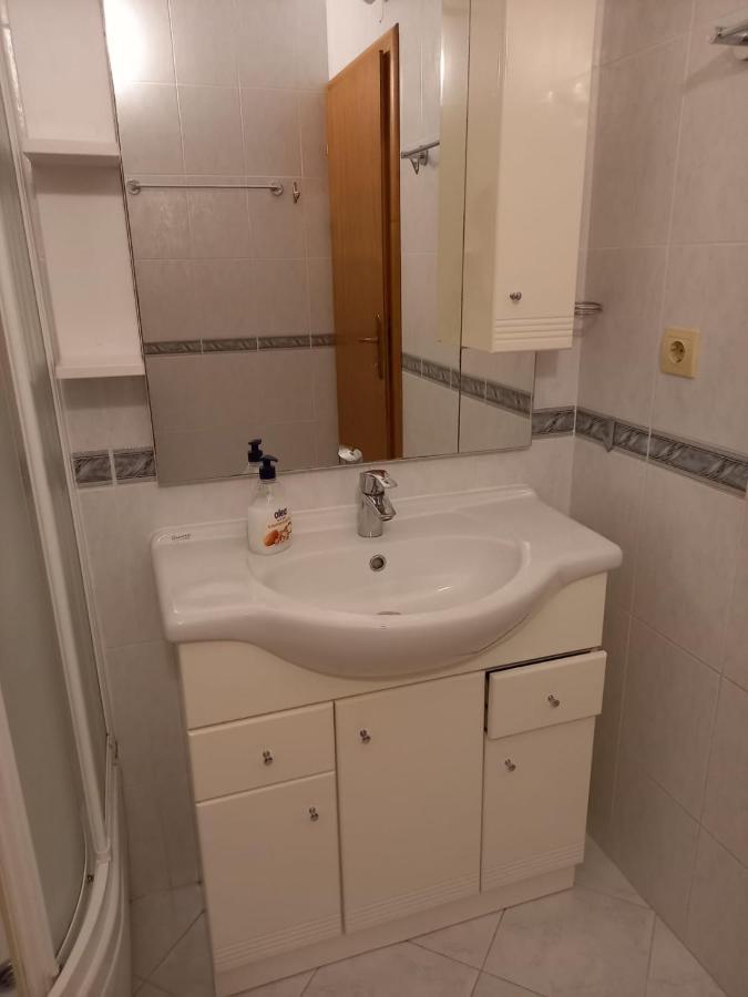Apartments Raos Stobrec Ngoại thất bức ảnh